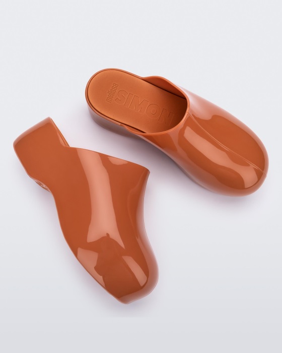 Melissa Bubble Simon Miller Clog Shiny Sepia Brown