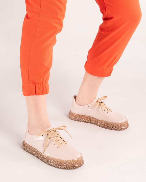 Melissa Classic Sneaker Beige