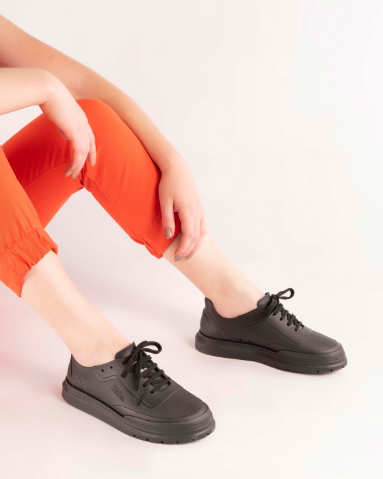 Melissa Classic Sneaker Black
