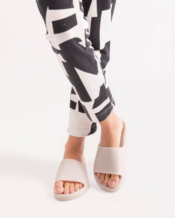 Melissa Cloud Slide Beige