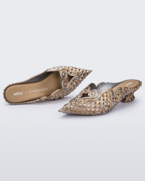 Melissa Court Shoe Y/Project Silver