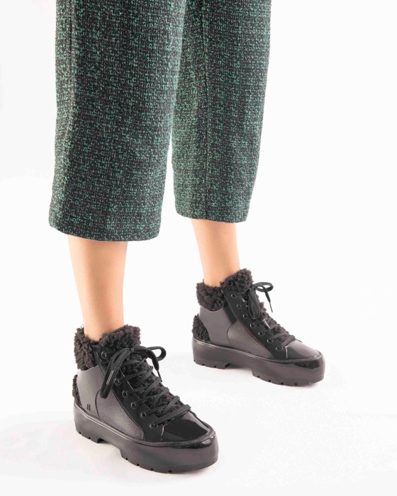 Melissa Fluffy Sneaker Black