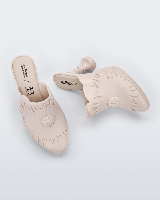 Melissa Joy Flower Thomas Benjamin Heel Beige