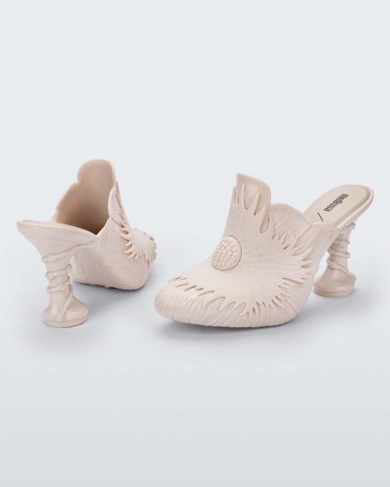Melissa Joy Flower Thomas Benjamin Heel Beige