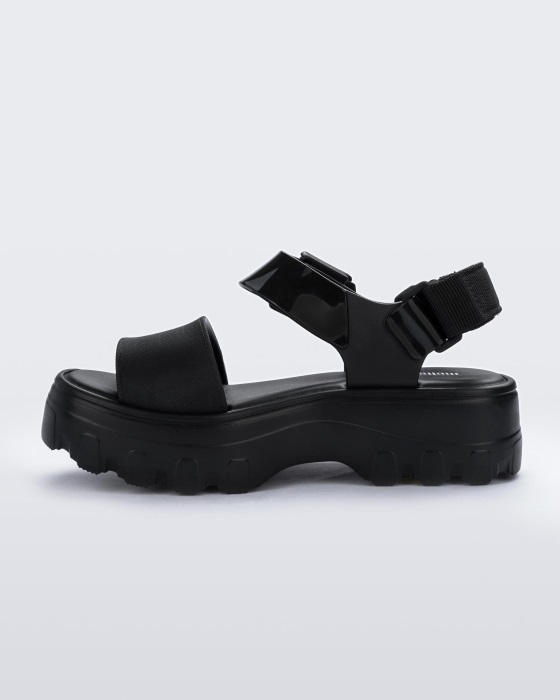 Melissa Kick Off Sandal Platform Black